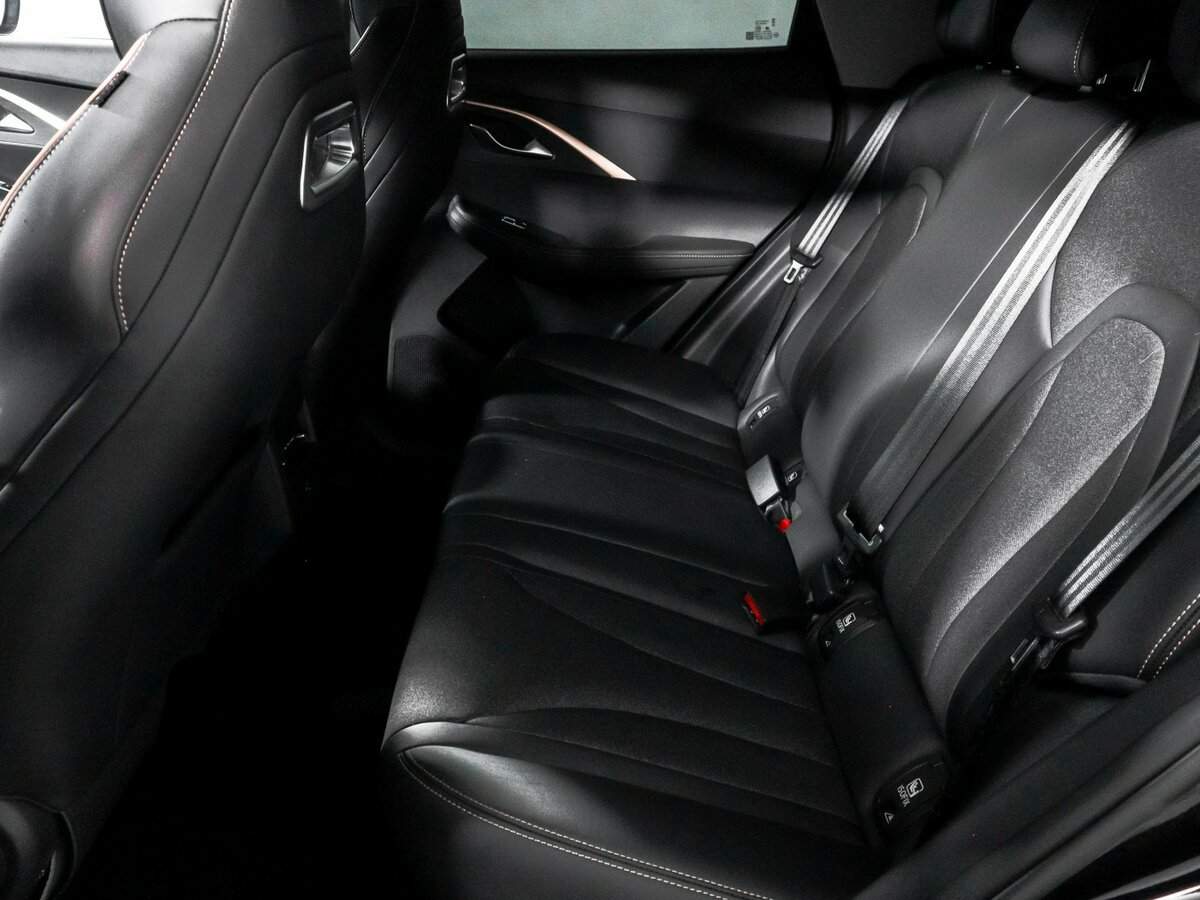 OMODA C5 с пробегом — 2023 год. Фото: #9