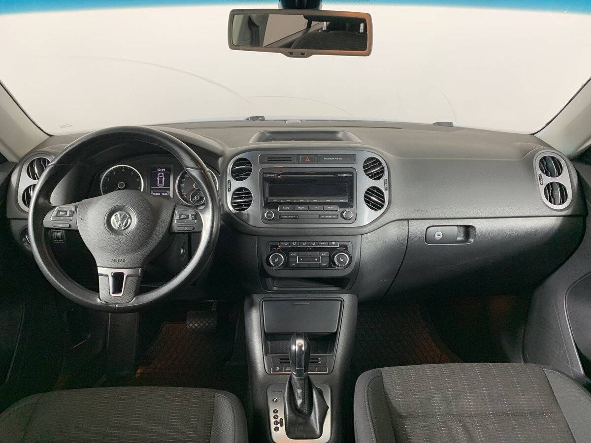 Volkswagen Tiguan с пробегом — 2012 год. Фото: #11