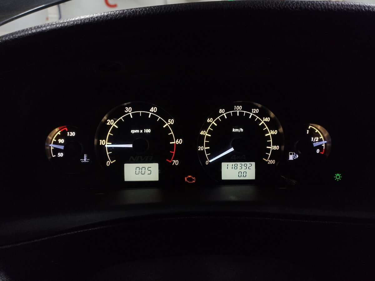 Chevrolet Niva с пробегом — 2018 год. Фото: #12