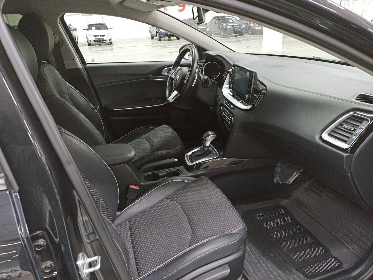 Kia Ceed с пробегом — 2021 год. Фото: #10