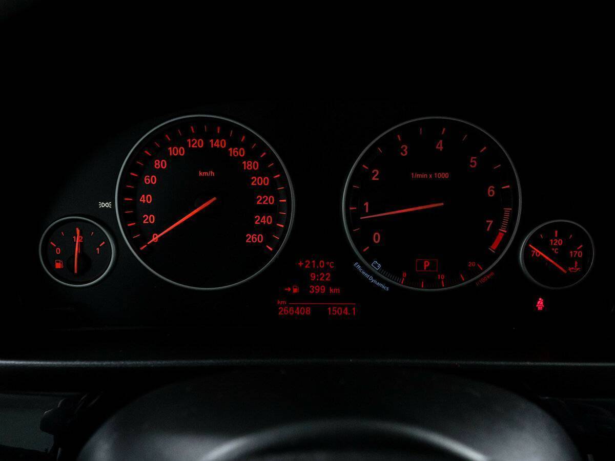 BMW 5 серии с пробегом — 2012 год. Фото: #10