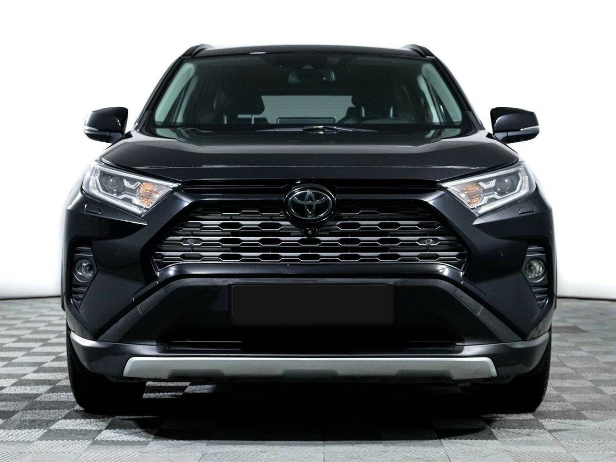 Toyota RAV4 с пробегом — 2019 год. Фото: #1