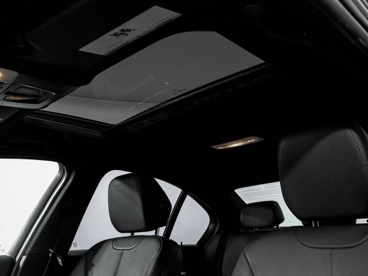 BMW 3 серии с пробегом — 2017 год. Фото: #20