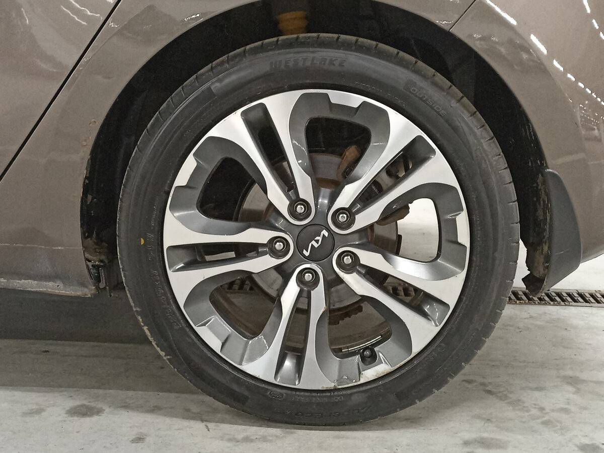 Kia Ceed с пробегом — 2013 год. Фото: #17