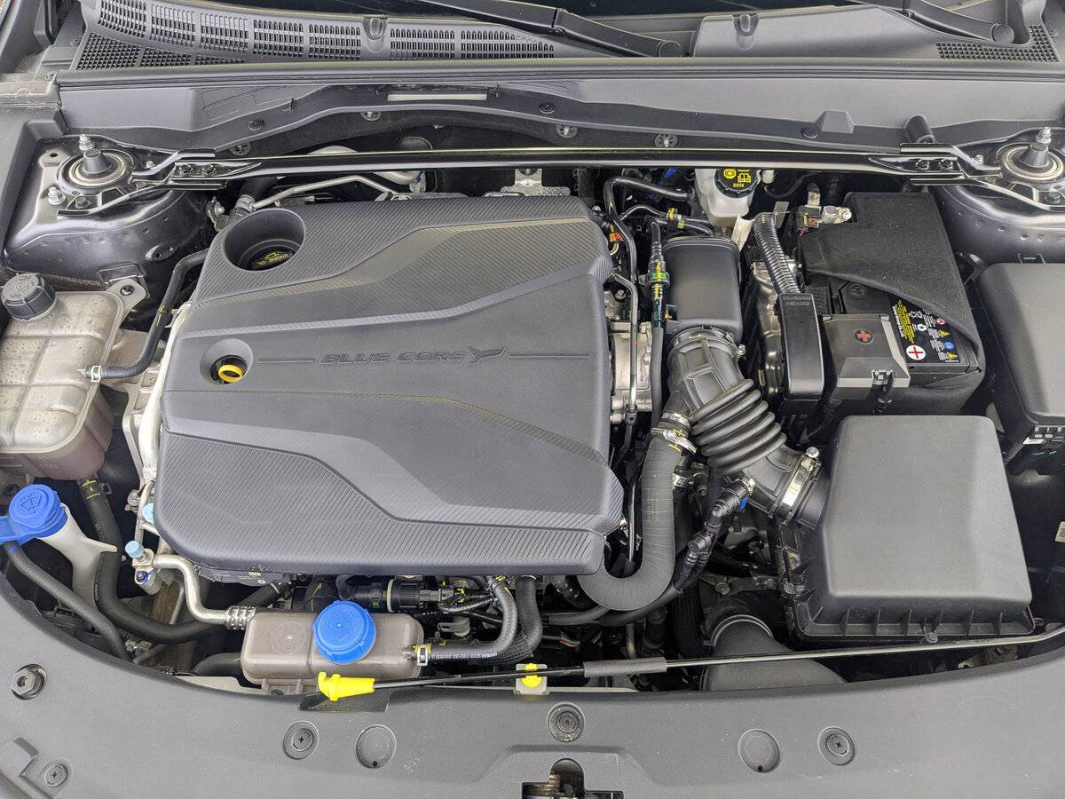 Changan UNI-V с пробегом — 2024 год. Фото: #8