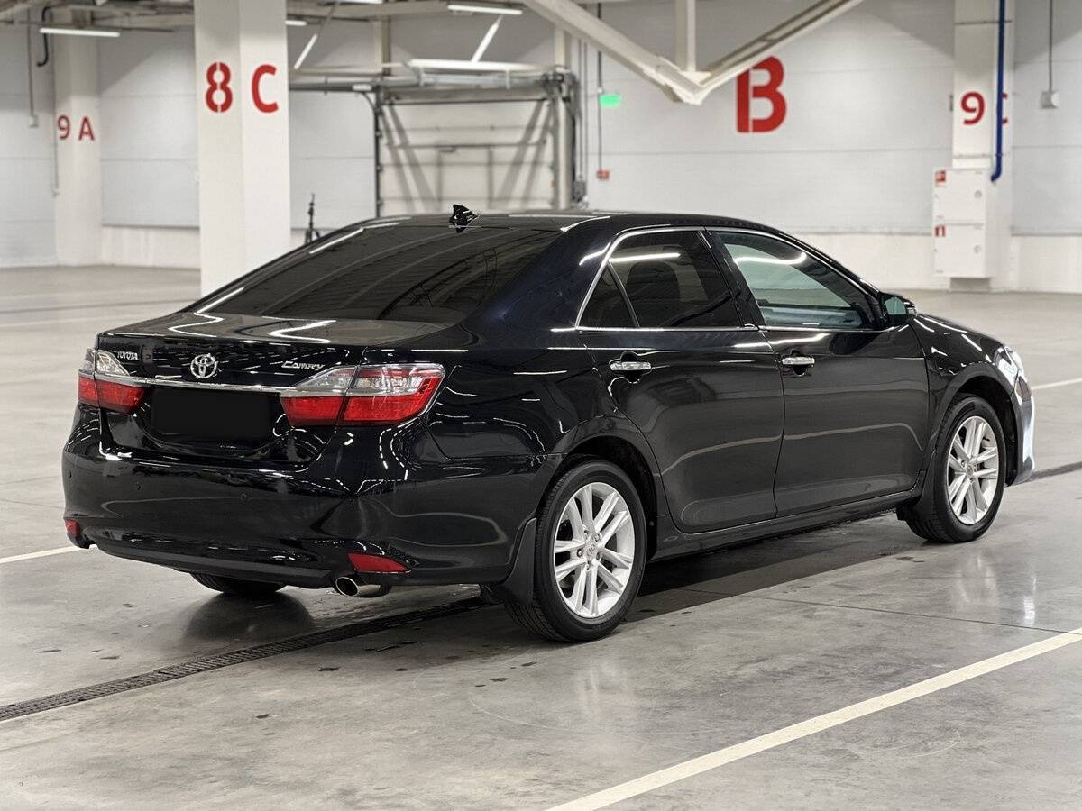 Toyota Camry с пробегом — 2015 год. Фото: #4