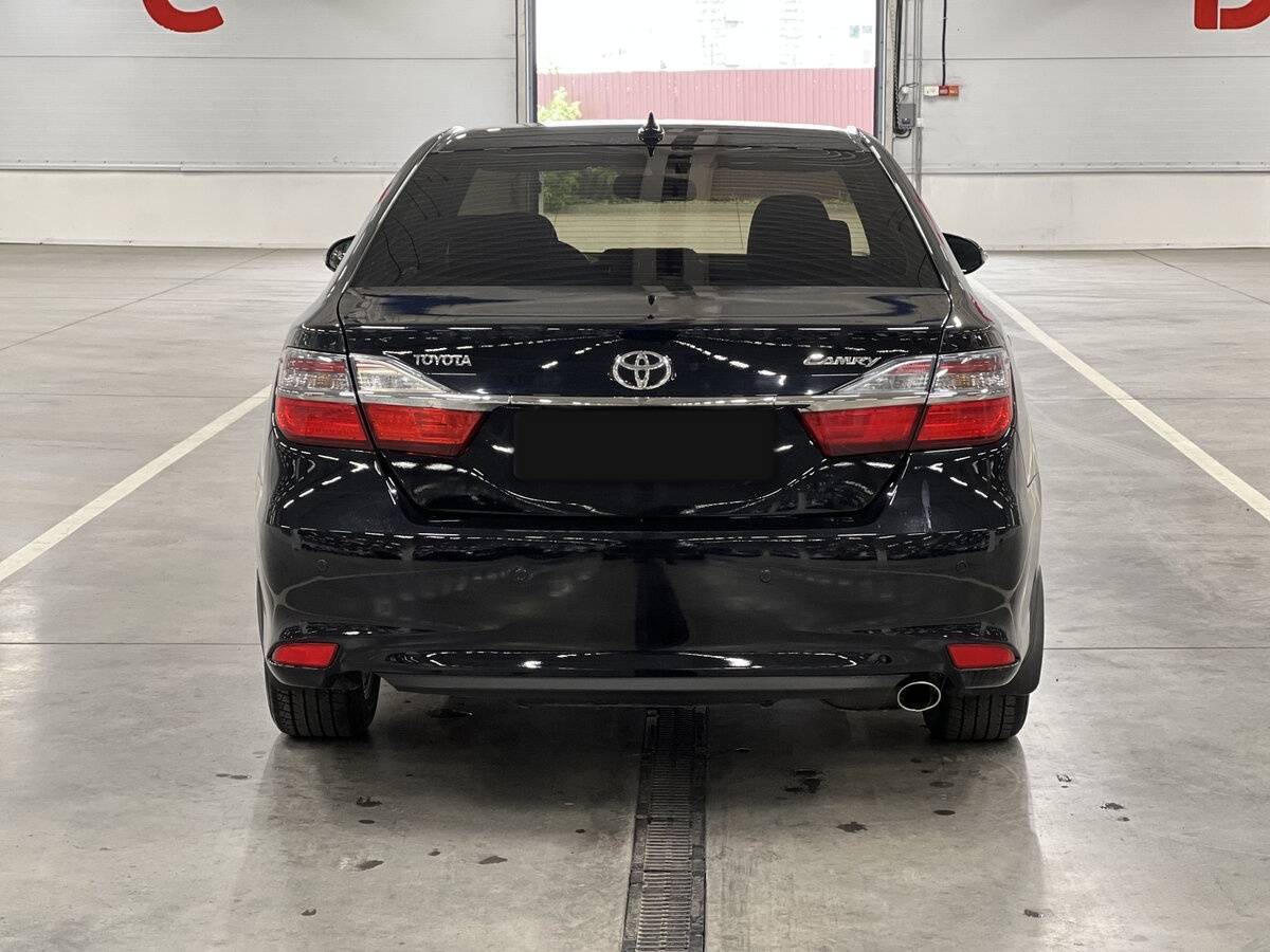 Toyota Camry с пробегом — 2015 год. Фото: #5
