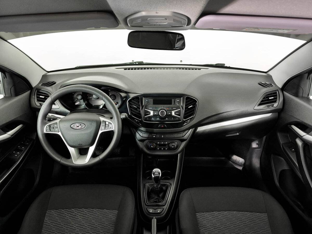 Lada (ВАЗ) Vesta с пробегом — 2021 год. Фото: #13