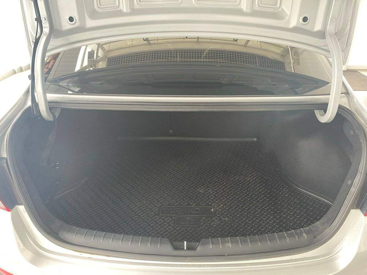 Kia Rio с пробегом — 2020 год. Фото: #9