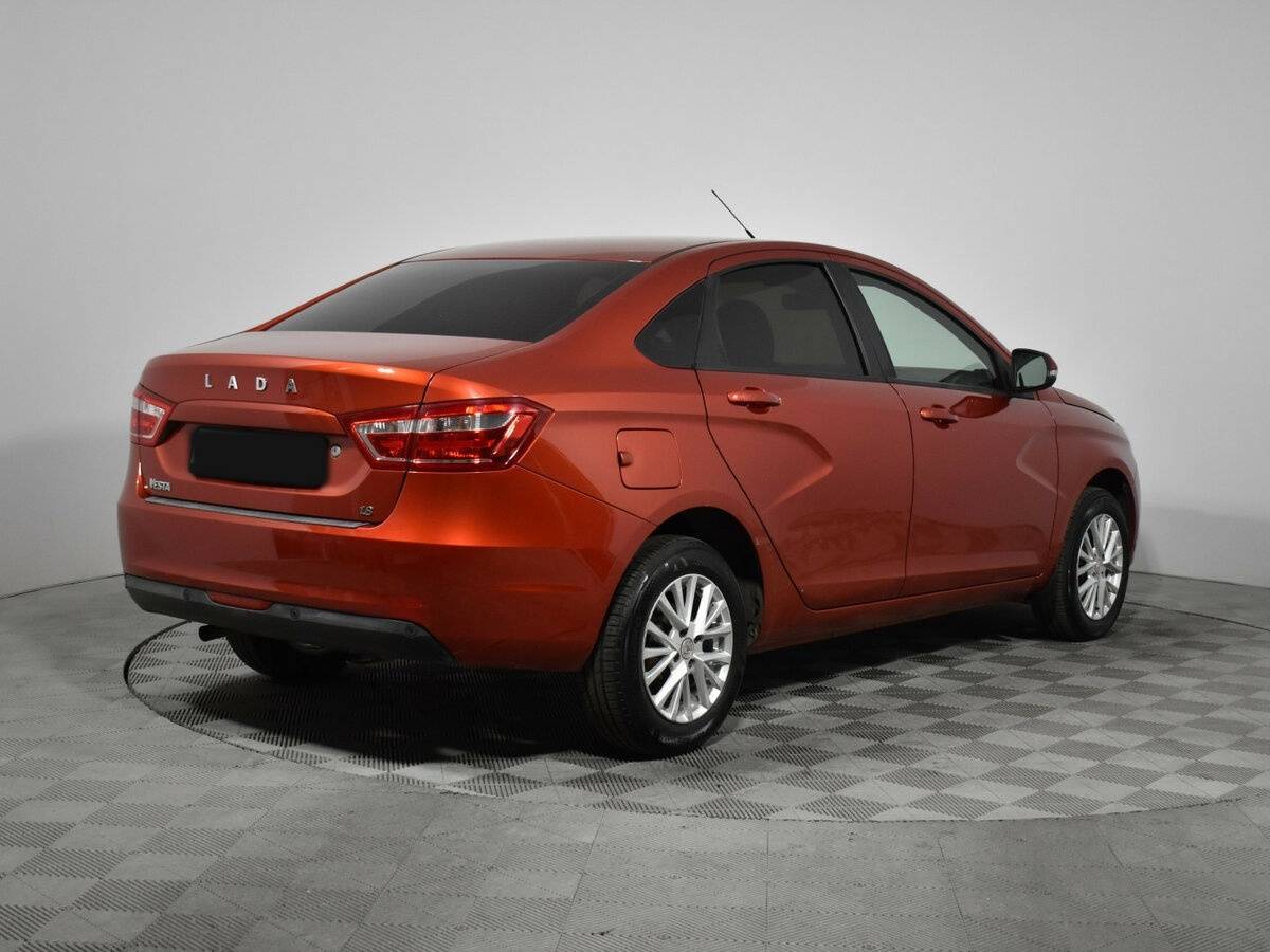 Lada (ВАЗ) Vesta с пробегом — 2016 год. Фото: #4