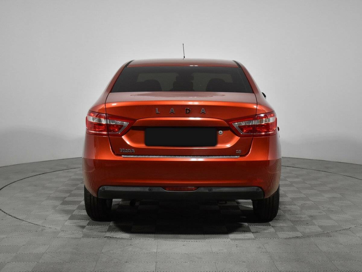 Lada (ВАЗ) Vesta с пробегом — 2016 год. Фото: #5
