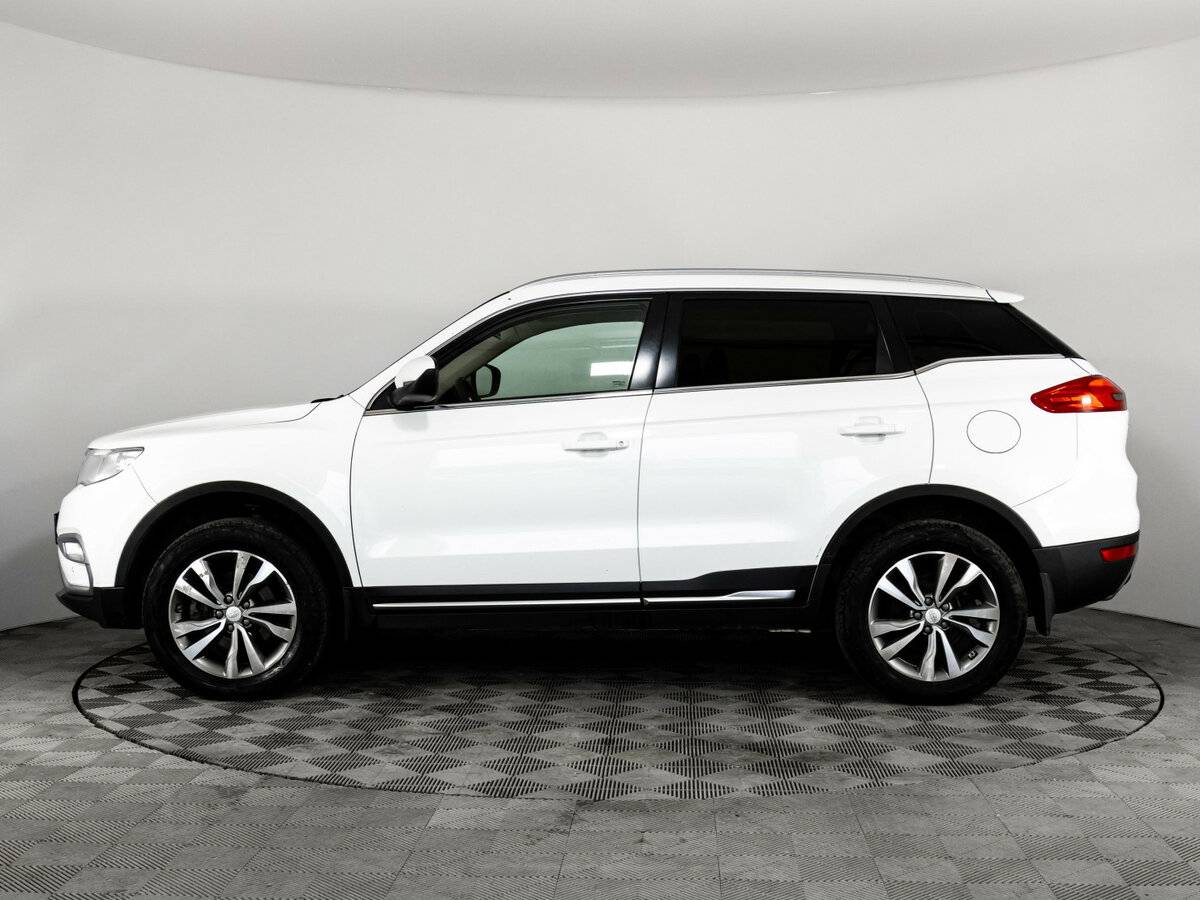 Geely Atlas с пробегом — 2018 год. Фото: #7