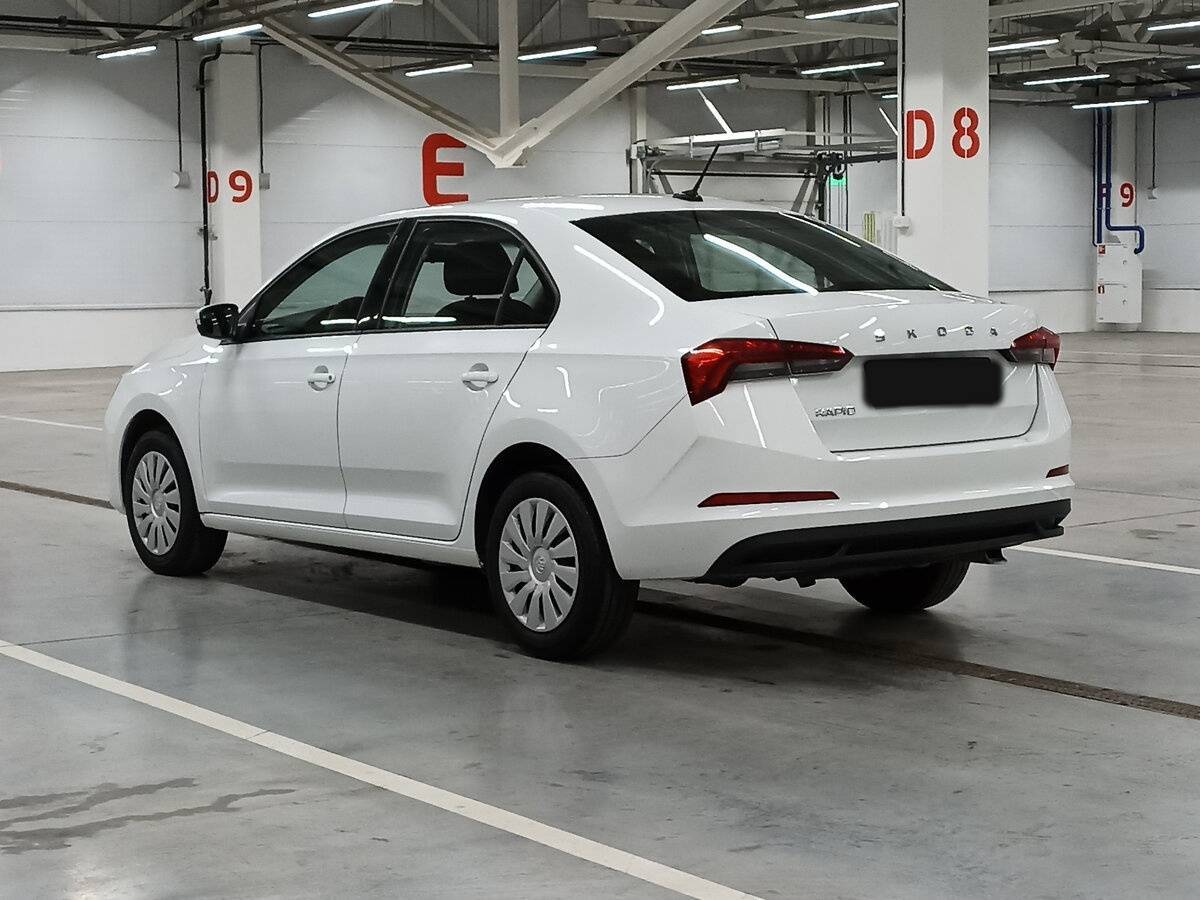 Skoda Rapid с пробегом — 2021 год. Фото: #6