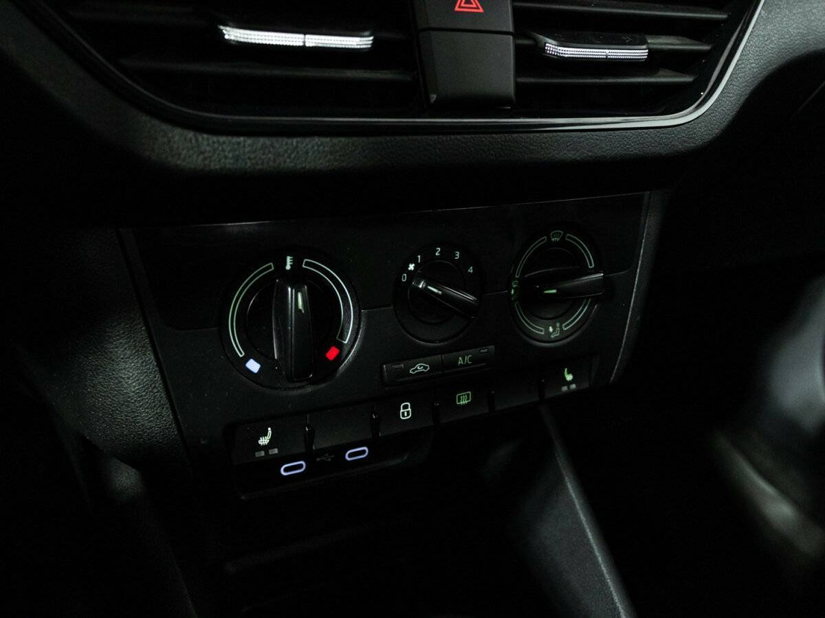 Skoda Rapid с пробегом — 2020 год. Фото: #15