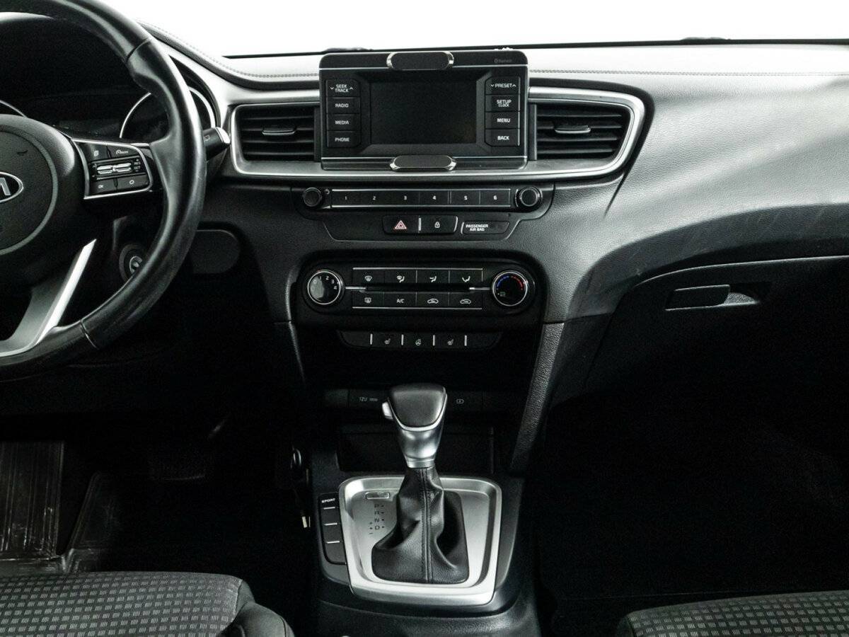Kia Ceed с пробегом — 2019 год. Фото: #13