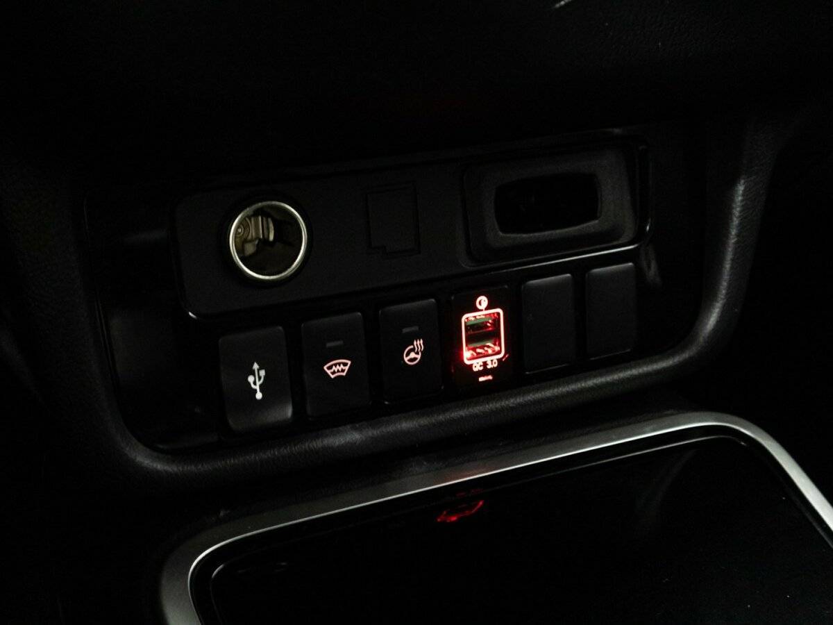 Mitsubishi Outlander с пробегом — 2020 год. Фото: #18