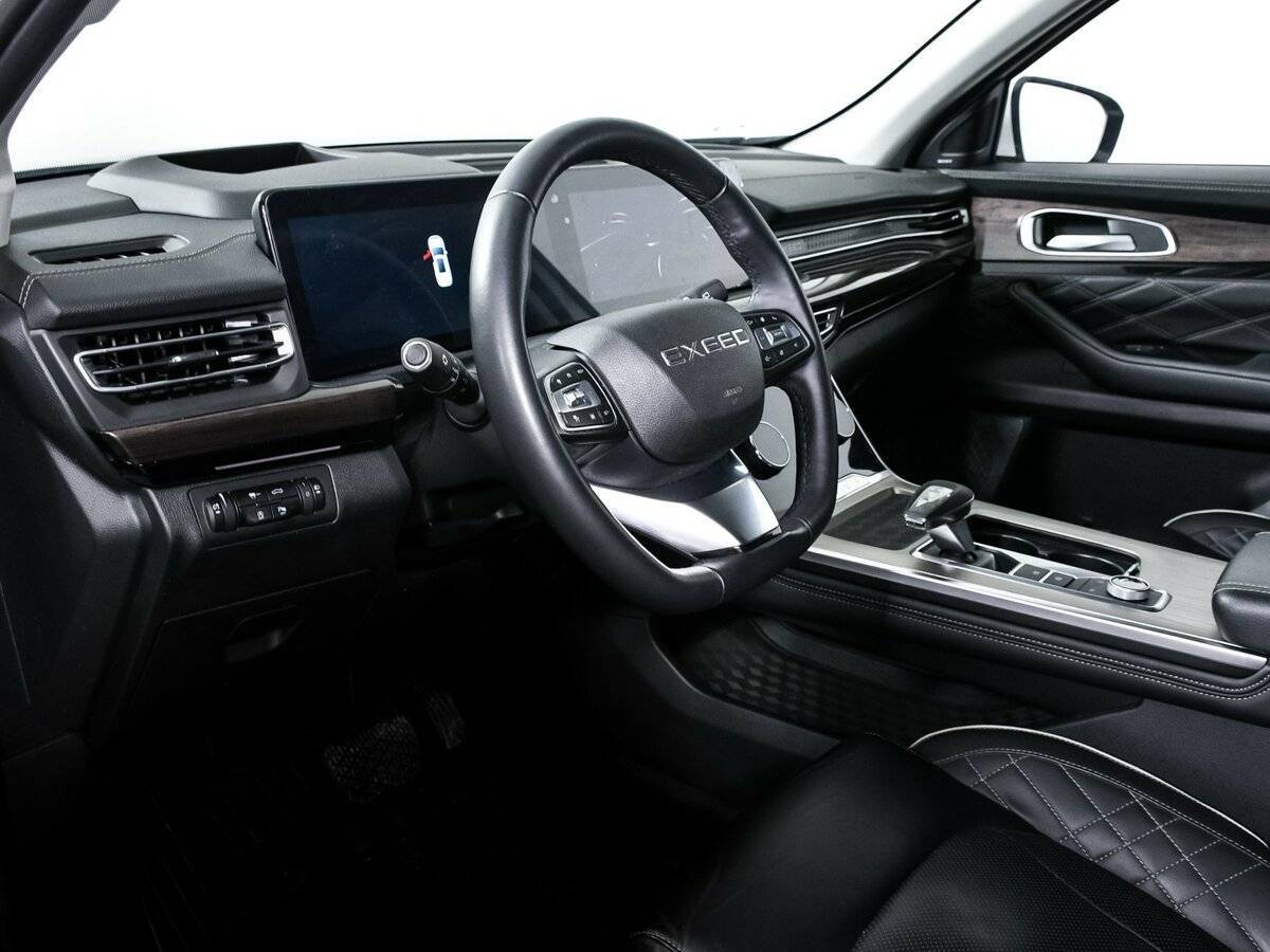 EXEED VX с пробегом — 2023 год. Фото: #11