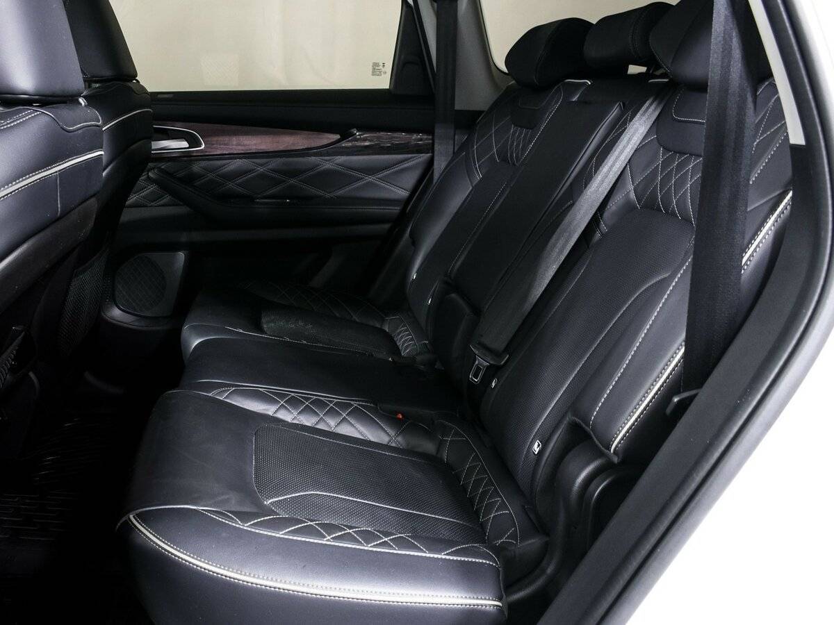 EXEED VX с пробегом — 2023 год. Фото: #12