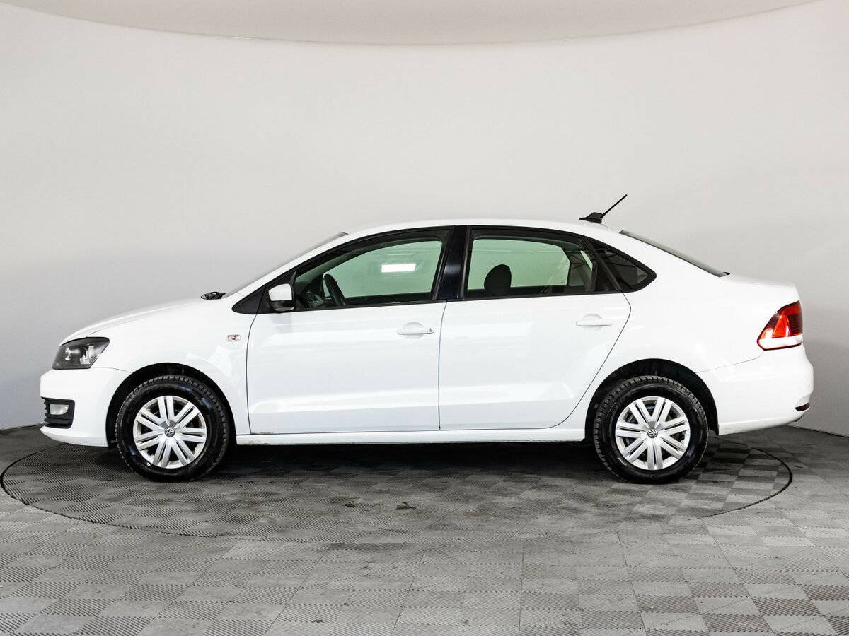Volkswagen Polo с пробегом — 2017 год. Фото: #7
