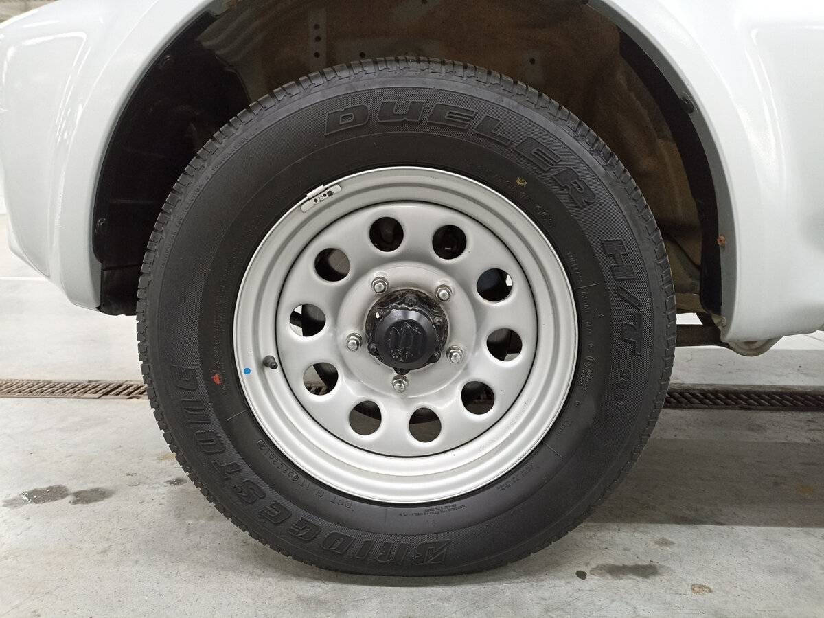 Suzuki Jimny с пробегом — 2013 год. Фото: #17