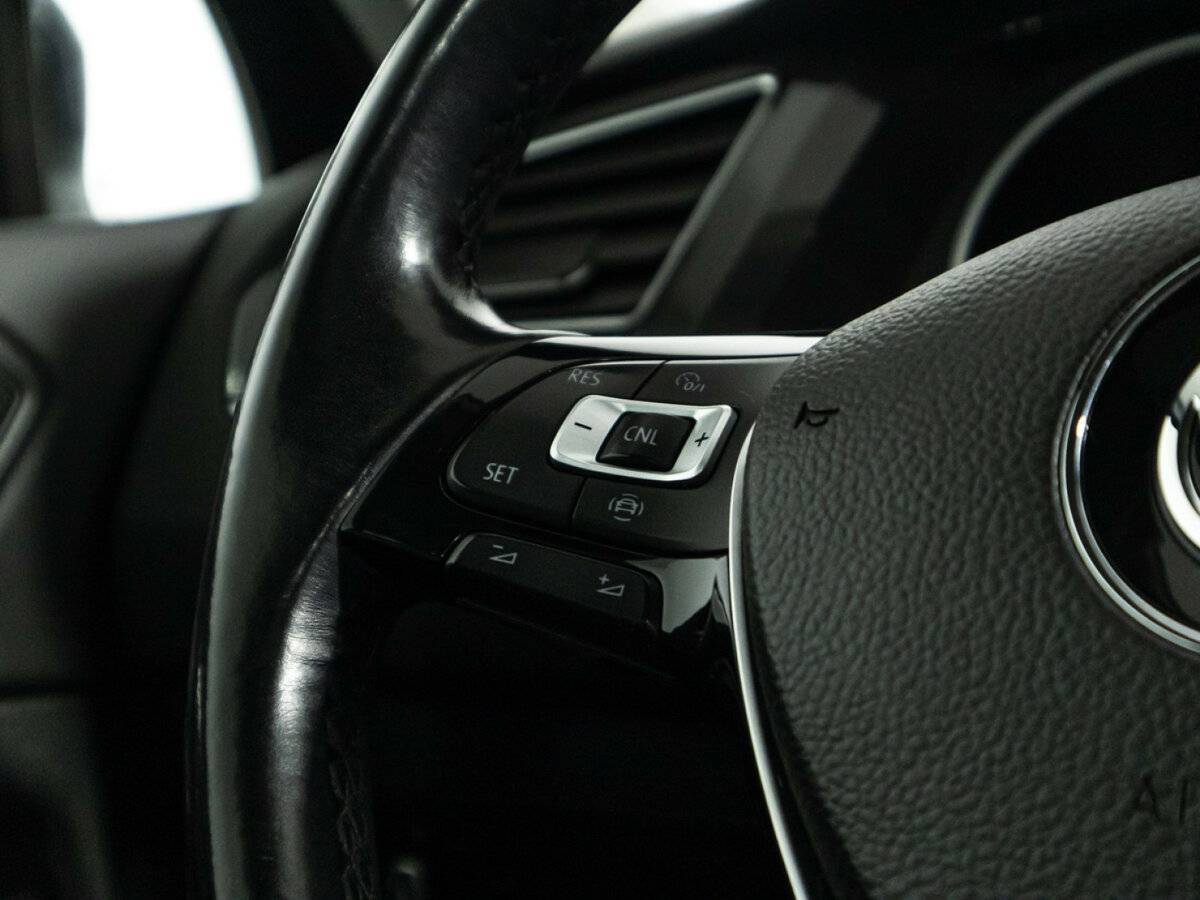 Volkswagen Tiguan с пробегом — 2019 год. Фото: #23