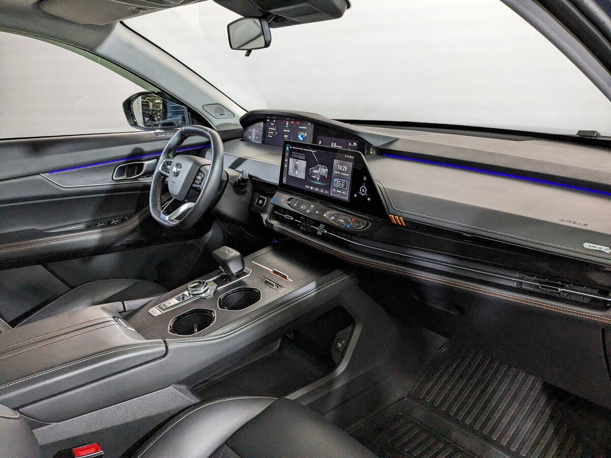 Changan UNI-K с пробегом — 2023 год. Фото: #12