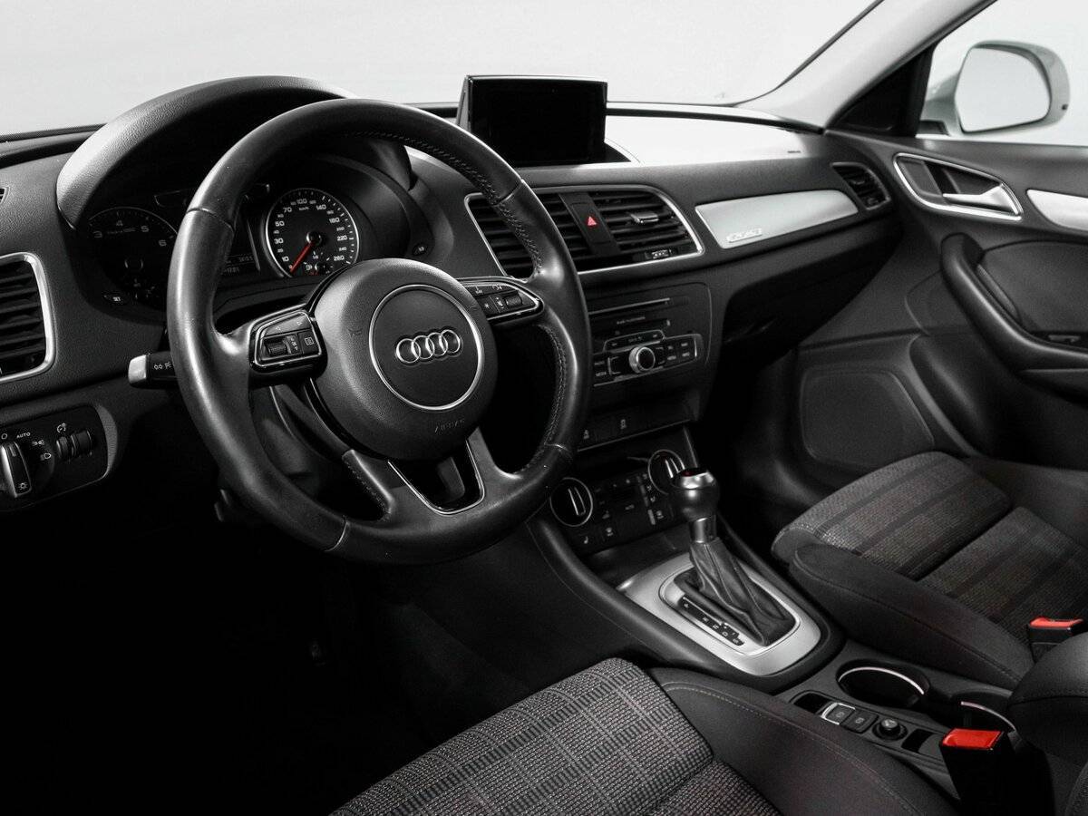 Audi Q3 с пробегом — 2014 год. Фото: #13