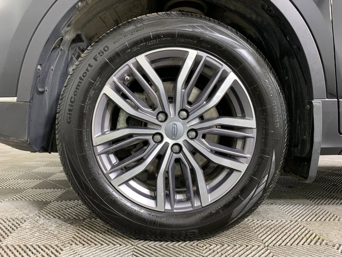 Geely Atlas Pro с пробегом — 2022 год. Фото: #8