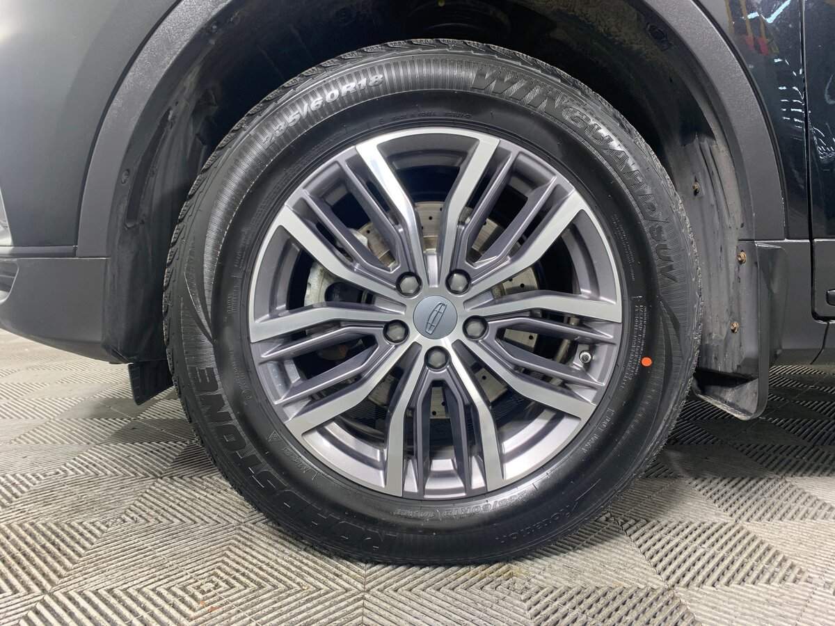 Geely Atlas Pro с пробегом — 2023 год. Фото: #8