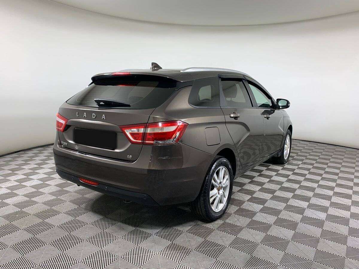Lada (ВАЗ) Vesta с пробегом — 2018 год. Фото: #4