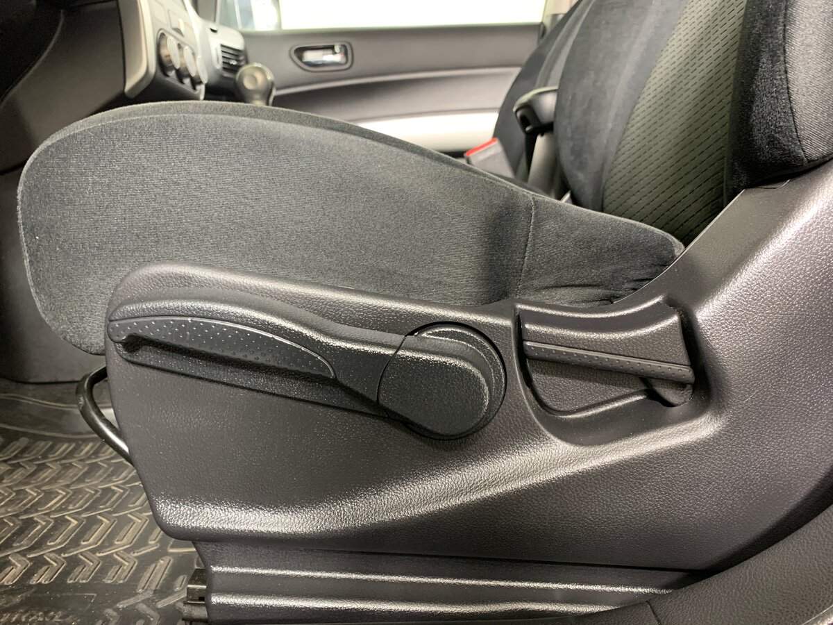 Nissan X-Trail с пробегом — 2012 год. Фото: #15