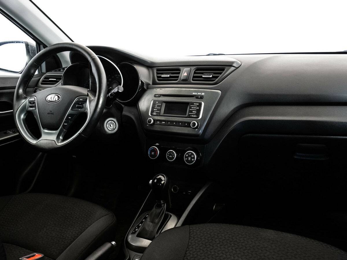 Kia Rio с пробегом — 2017 год. Фото: #8