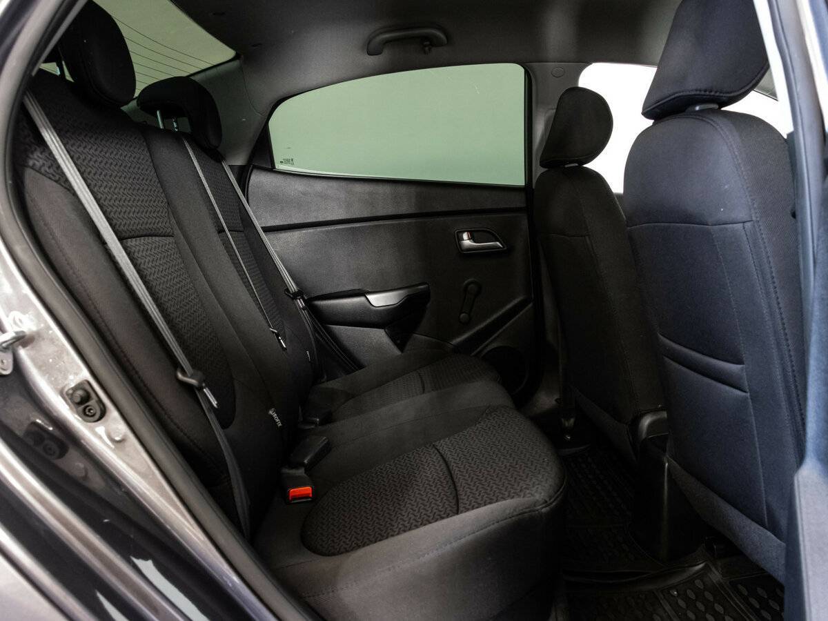 Kia Rio с пробегом — 2017 год. Фото: #15