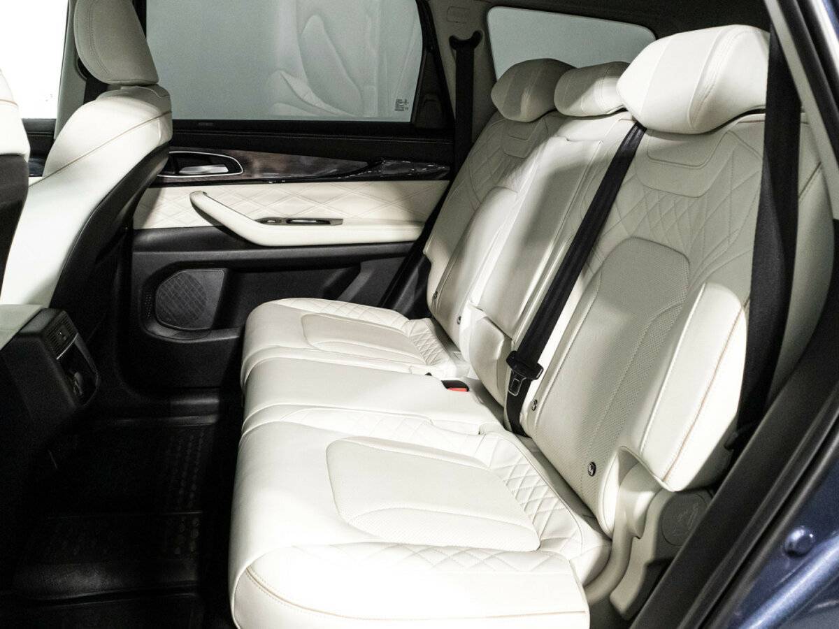 EXEED VX с пробегом — 2022 год. Фото: #9