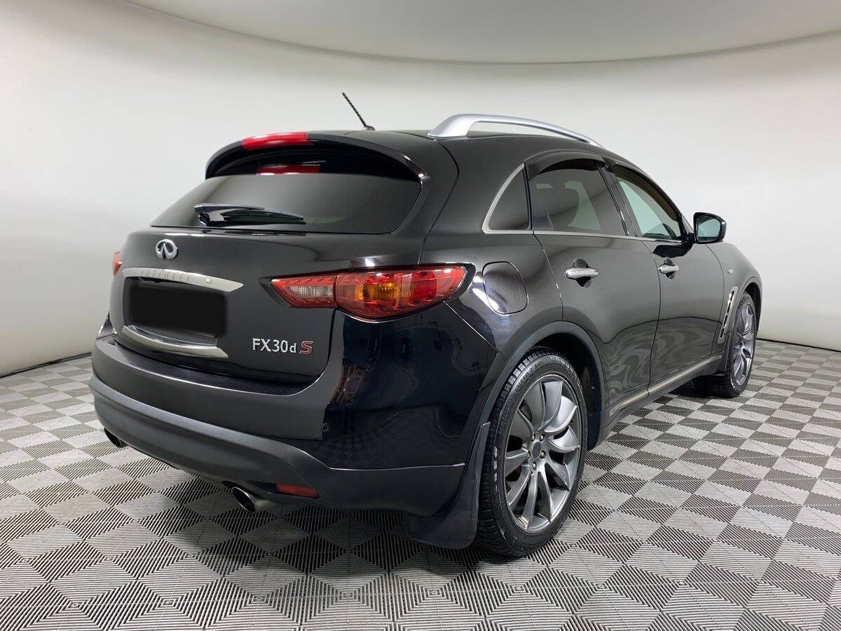 Infiniti FX с пробегом — 2012 год. Фото: #4