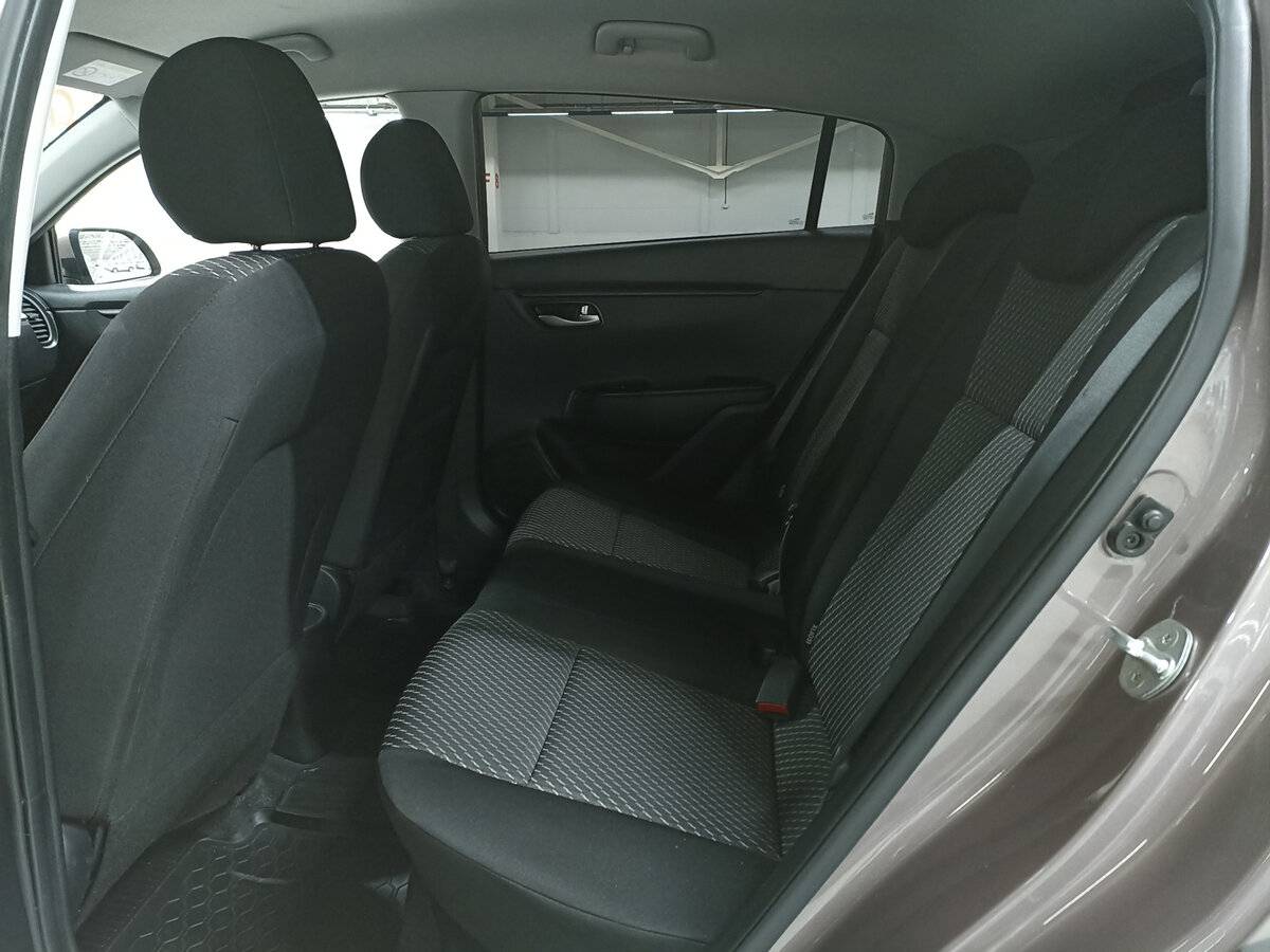 Kia Rio с пробегом — 2019 год. Фото: #11