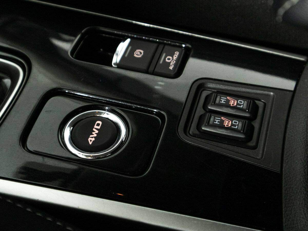 Mitsubishi Outlander с пробегом — 2018 год. Фото: #18