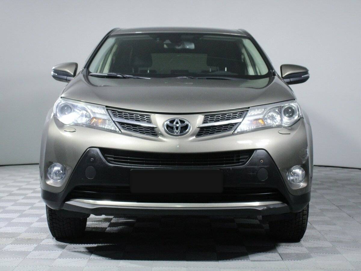 Toyota RAV4 с пробегом — 2013 год. Фото: #1