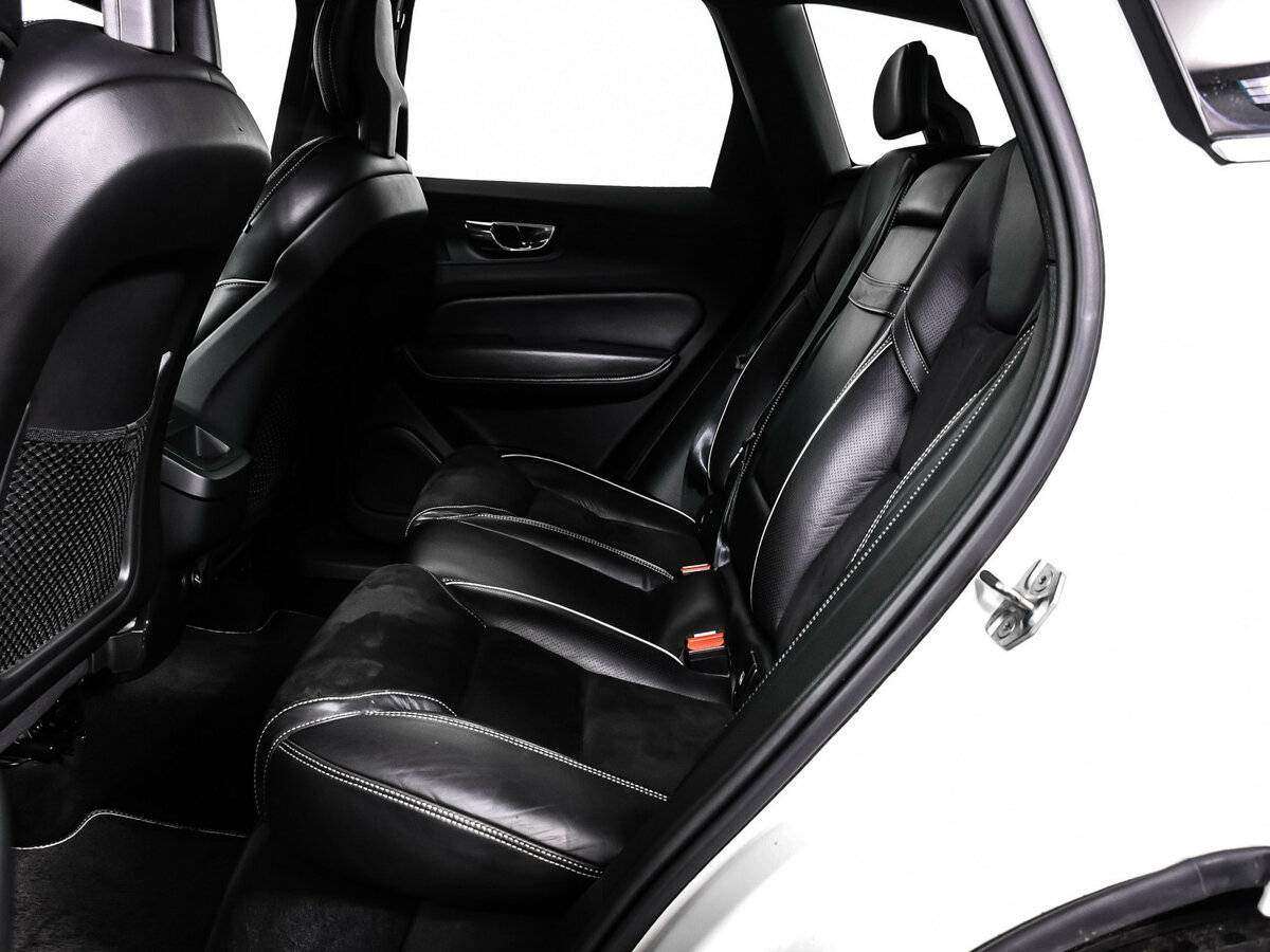 Volvo XC60 с пробегом — 2018 год. Фото: #12