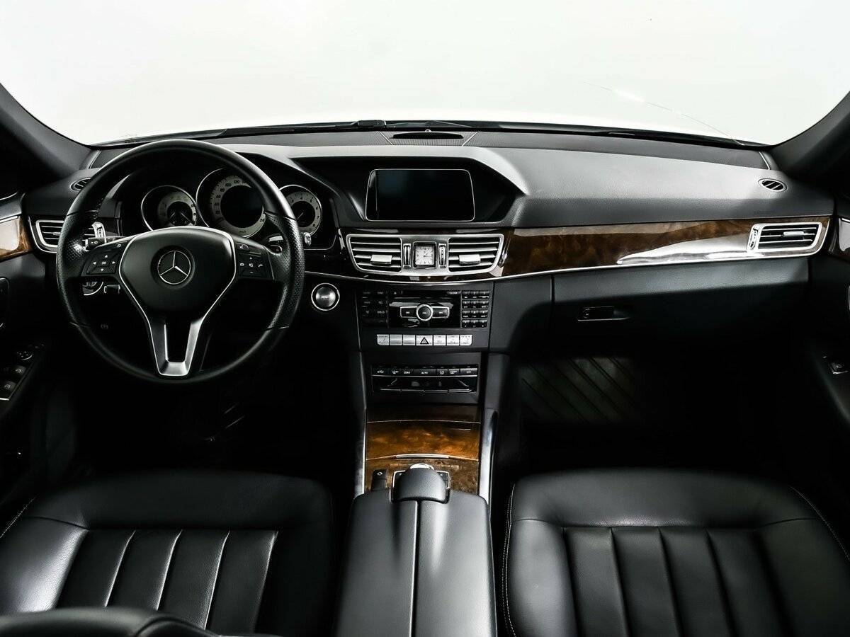 Mercedes-Benz E-Класс с пробегом — 2014 год. Фото: #10