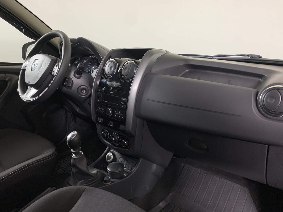 Renault Duster с пробегом — 2017 год. Фото: #11