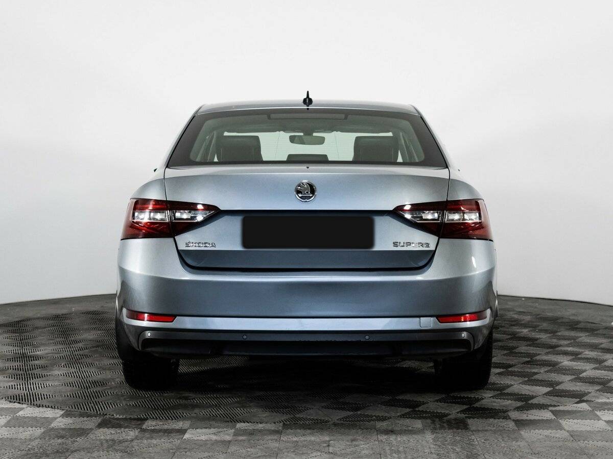 Skoda Superb с пробегом — 2017 год. Фото: #5