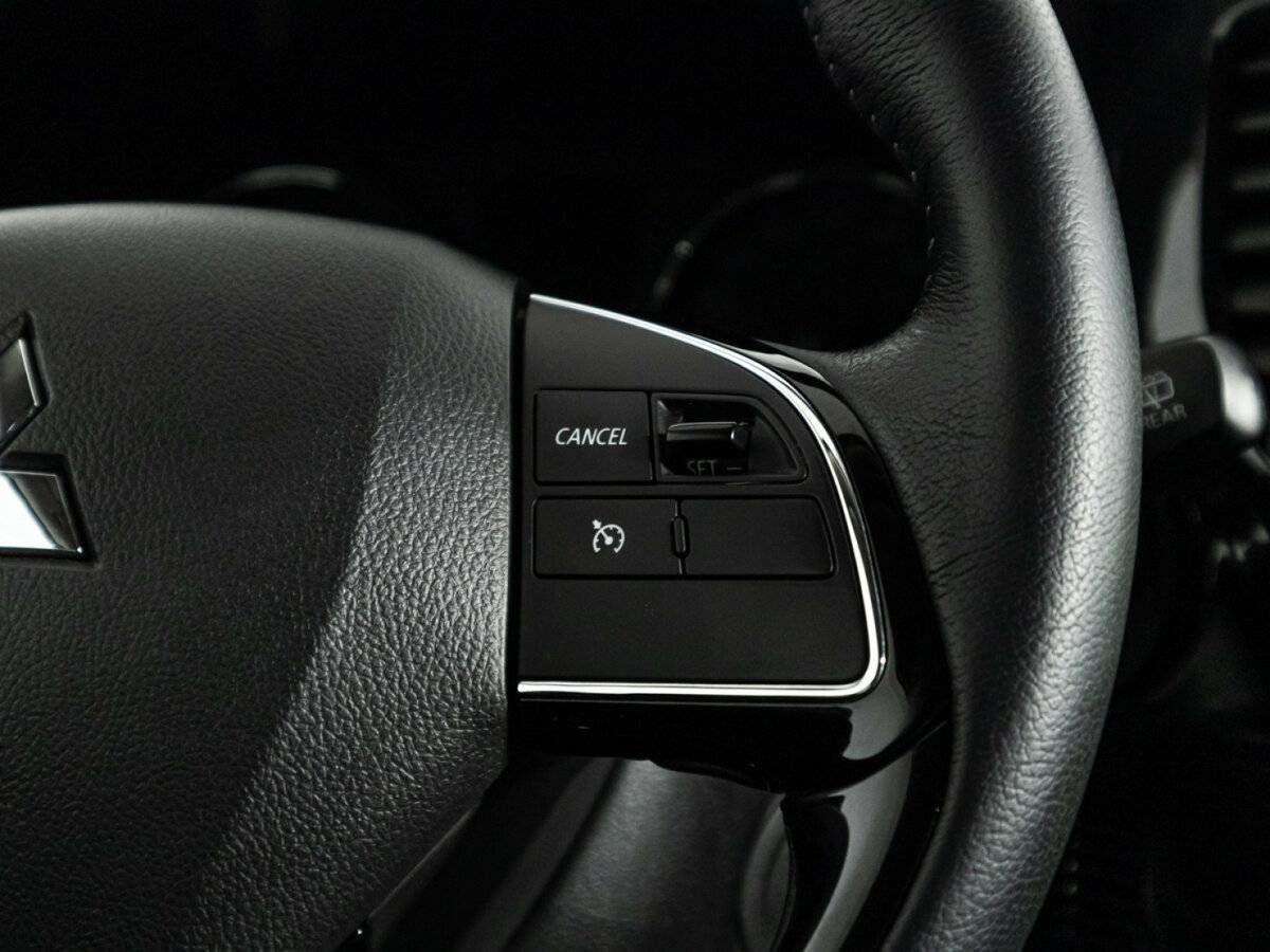 Mitsubishi Outlander с пробегом — 2022 год. Фото: #19