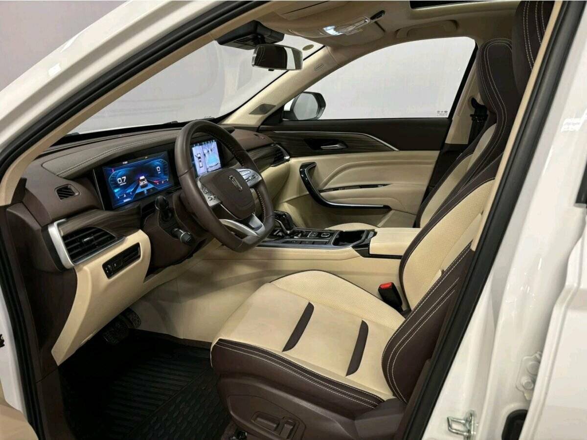 FAW Bestune T77 с пробегом — 2023 год. Фото: #8