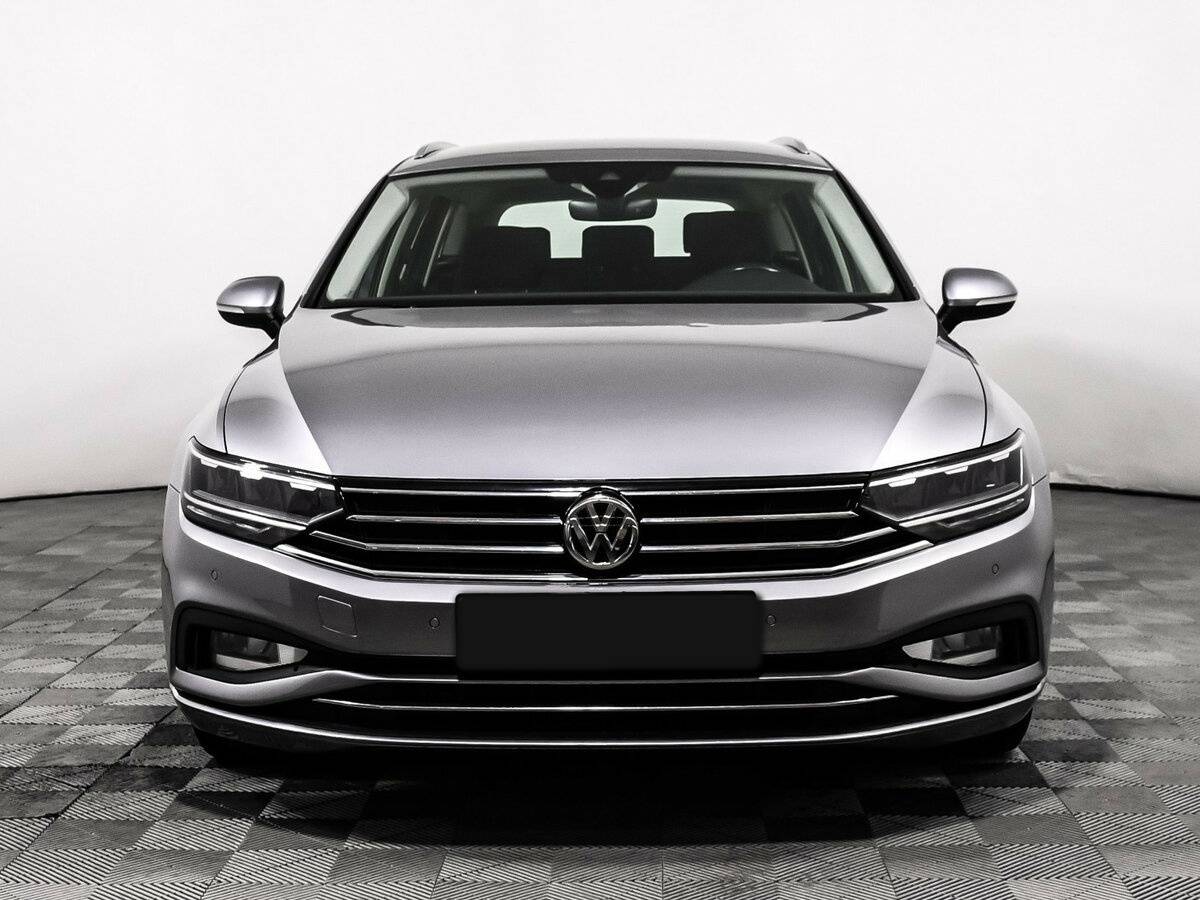 Volkswagen Passat с пробегом — 2019 год. Фото: #1