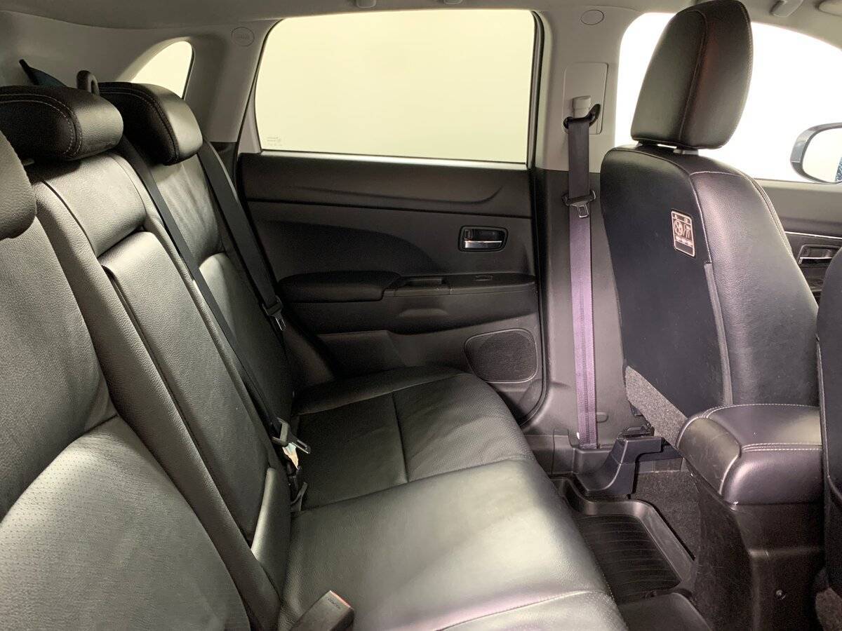 Mitsubishi ASX с пробегом — 2014 год. Фото: #16