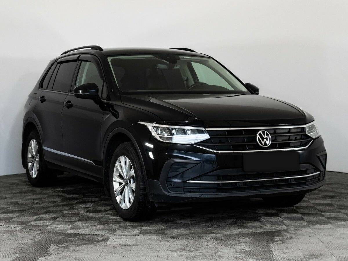 Volkswagen Tiguan с пробегом — 2021 год. Фото: #2