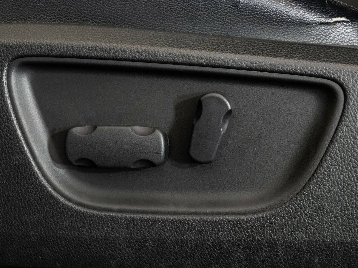 Mitsubishi Pajero Sport с пробегом — 2019 год. Фото: #22