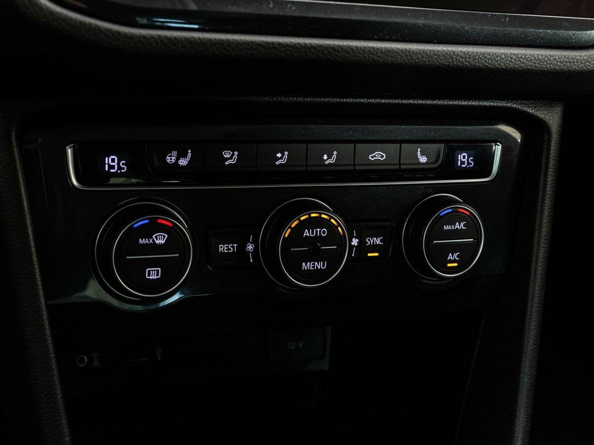 Volkswagen Tiguan с пробегом — 2017 год. Фото: #16