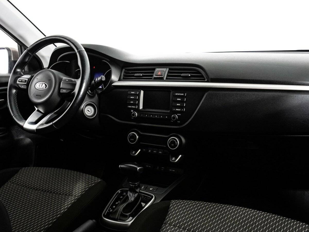 Kia Rio с пробегом — 2018 год. Фото: #8